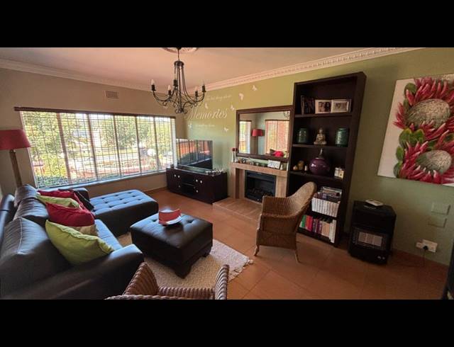 3 BEDROOM HOUSE FOR SALE IN LINMEYER